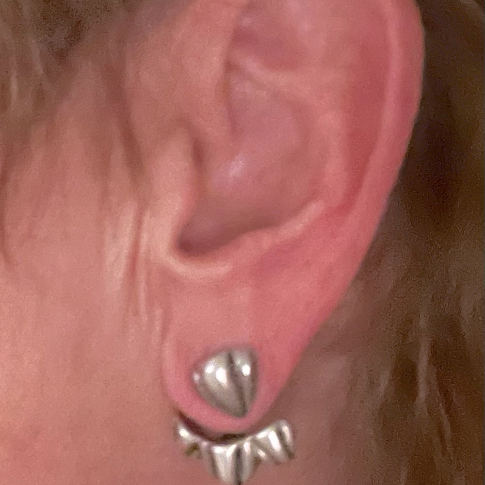 Uno de 50 earrings
